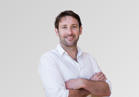 Dr Lee Wallace
